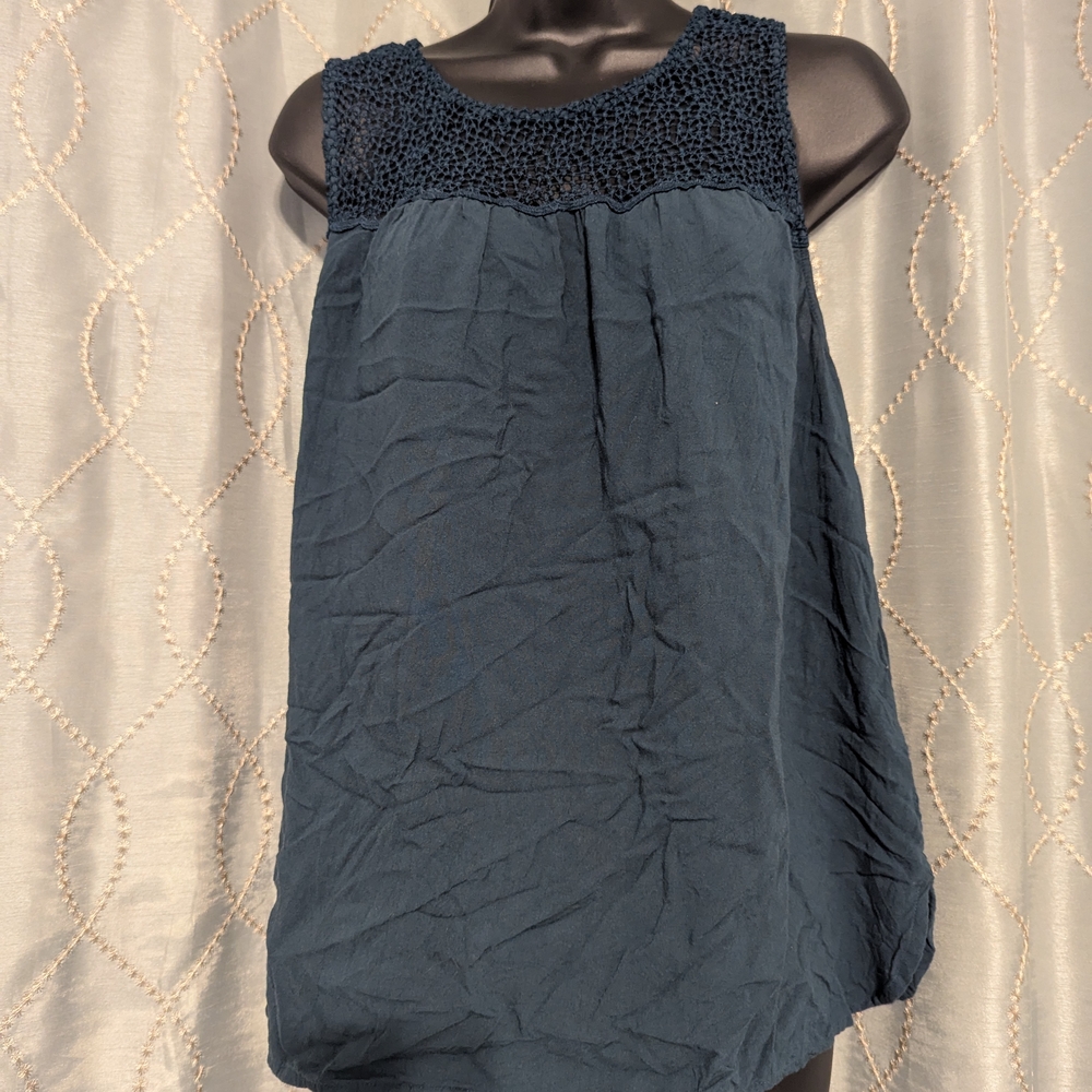 174. Old Navy Dark Teal Sleeveless Top with Lace Detail - Large